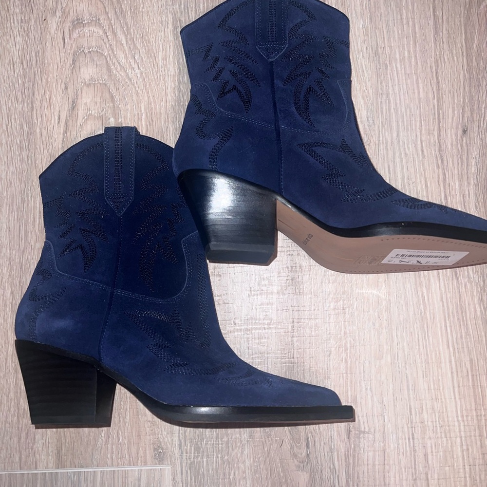 GORGEOUS Women's Blue Suede Ankle Boots